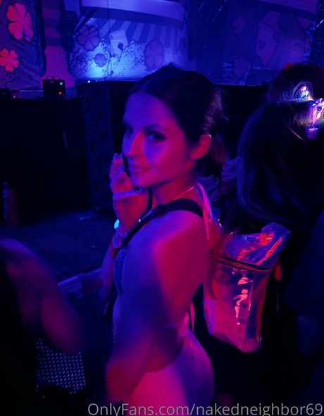 kendrathomas18 model hd photos