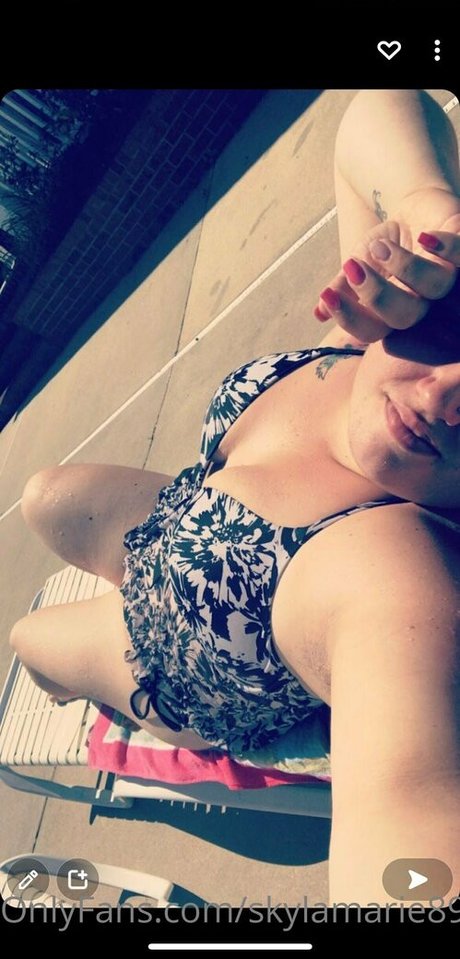 skylamarie89 high quality model image