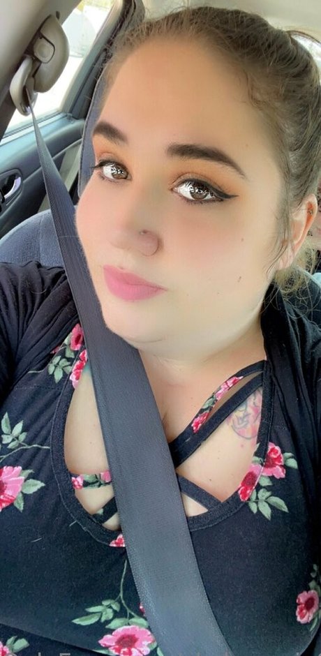 skylamarie89 pornstar naked picture