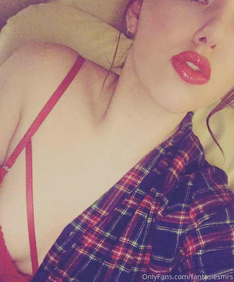 fantasiesmrs naked model pictures