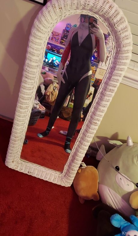 the waaa pornographic model img