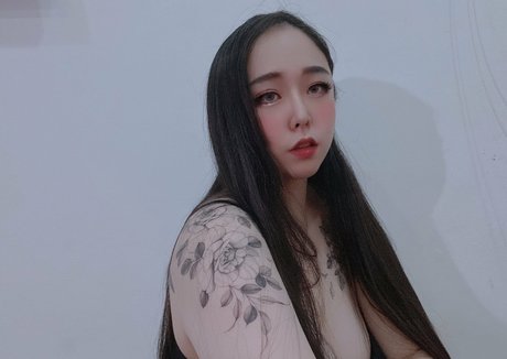 strawberry soju princess star naked pictures