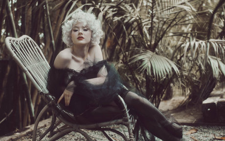 officiallymosh model top photos