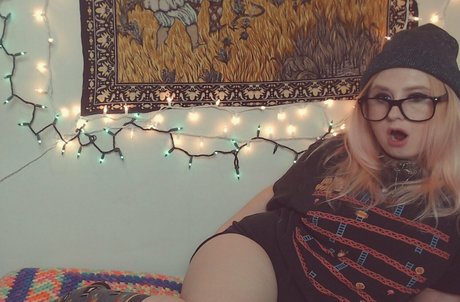 freeknockers420 beautiful actress images