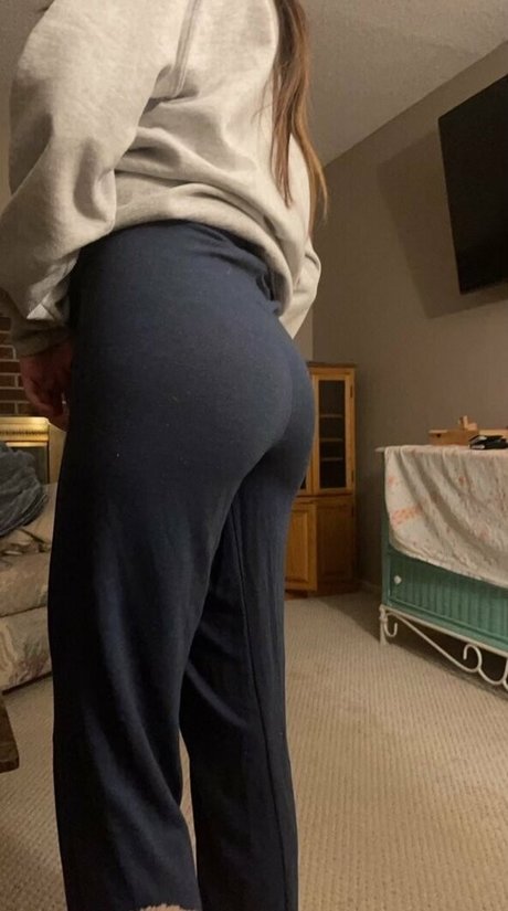 peeness y pornstar high quality pictures