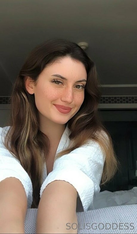 solisgoddess nudes actress pics