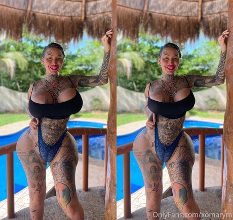 Xomarym star naked image