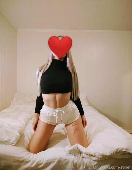 stineh high quality actress pics