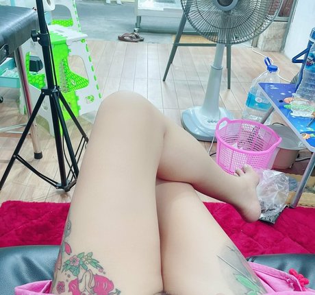 noonn 28 pornographic model pics