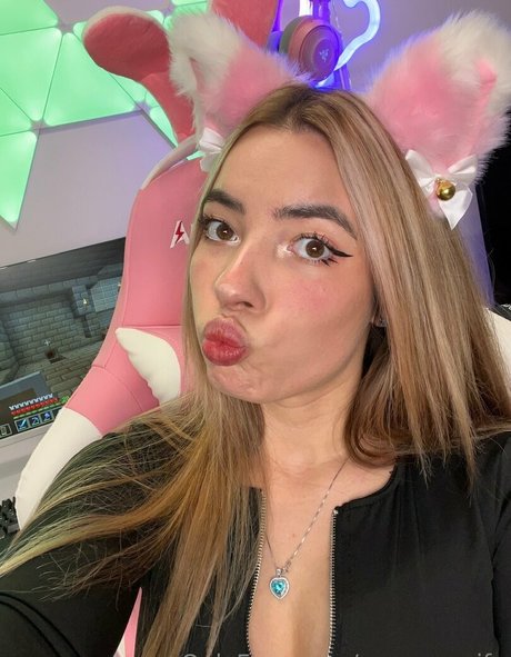 Serenewaifu pornographic star img