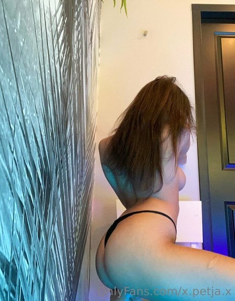 x petja x pretty model pictures