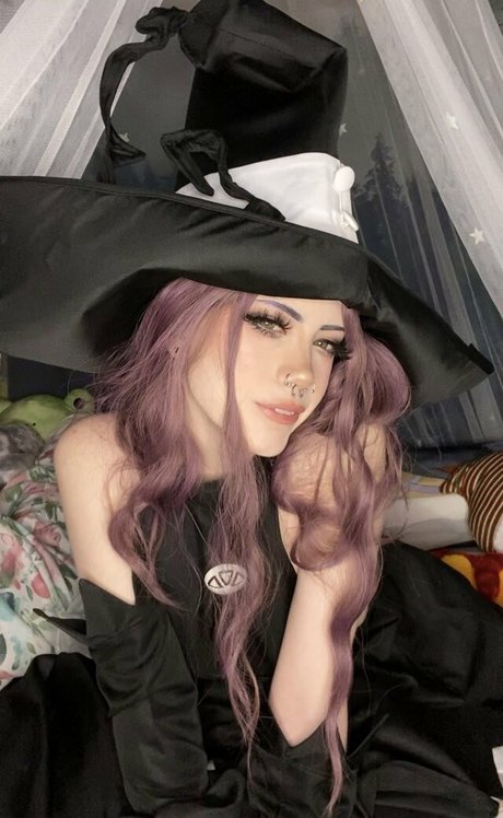 pipssqueakss pornstar sexy pictures