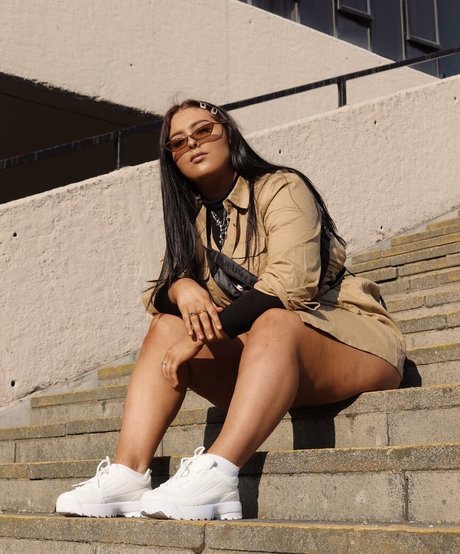 Holly Marston model exclusive img