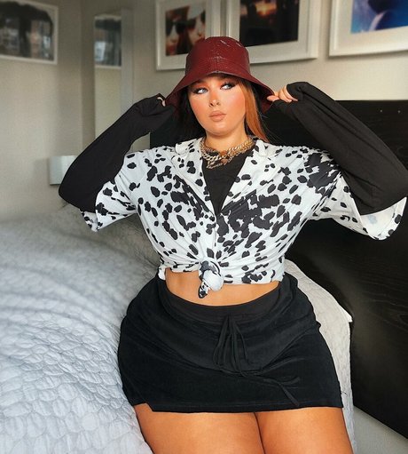 Holly Marston star best archive