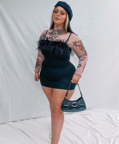 Holly Marston xxx model photos