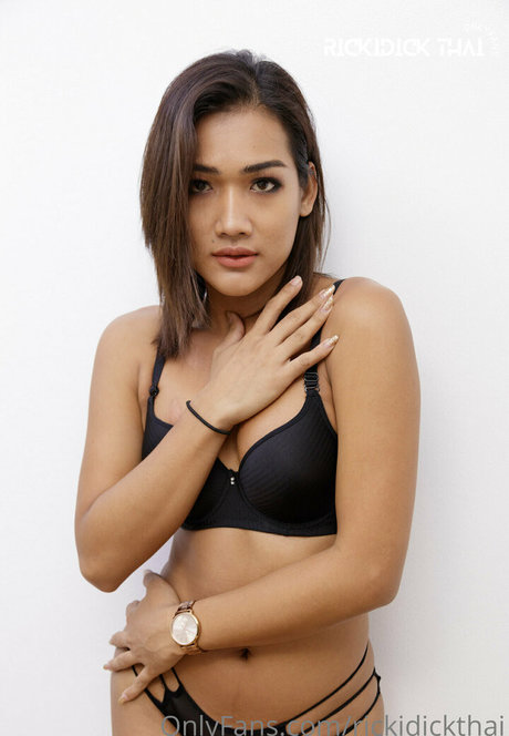 rickidickthai model exclusive photo