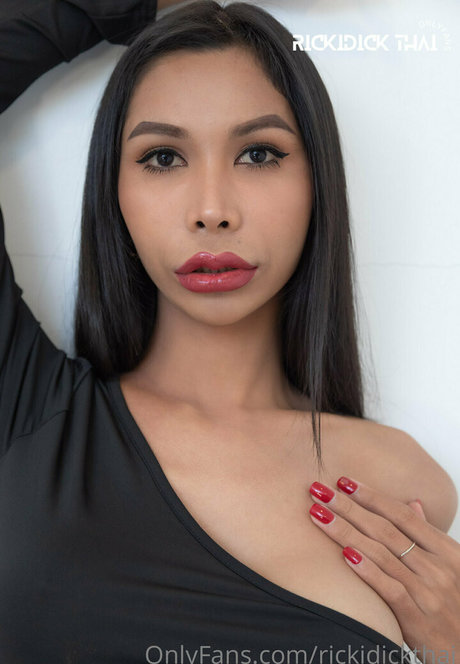 rickidickthai exclusive star image