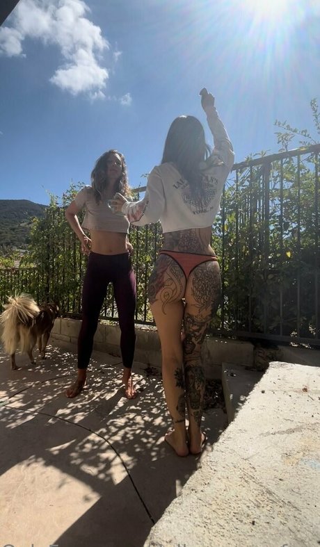 dallasemaxxfree beautiful model image