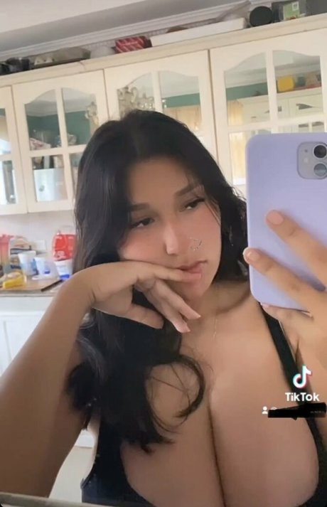 Itzel Lozano star hd gallery