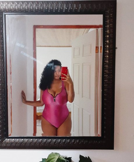 Karlamelito perfect pornstar picture