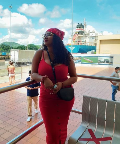 Karlamelito exclusive pornstar img