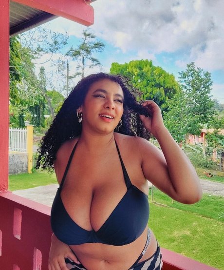 Karlamelito nudes pornstar images