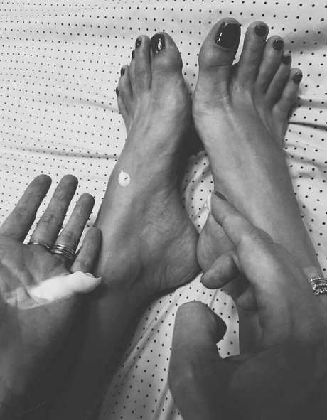 lov fetish perfect model img