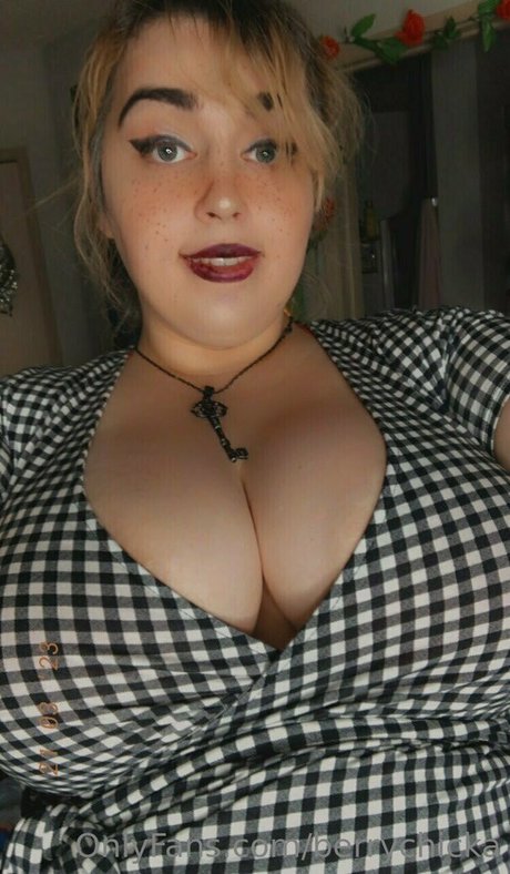 berrychicka nude model images