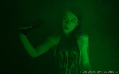 psicobotta star exclusive photo