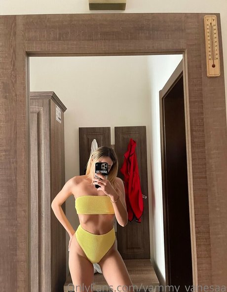 yammy vanesaa model nudes photo