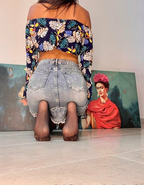 lady dior 31 adult model photos