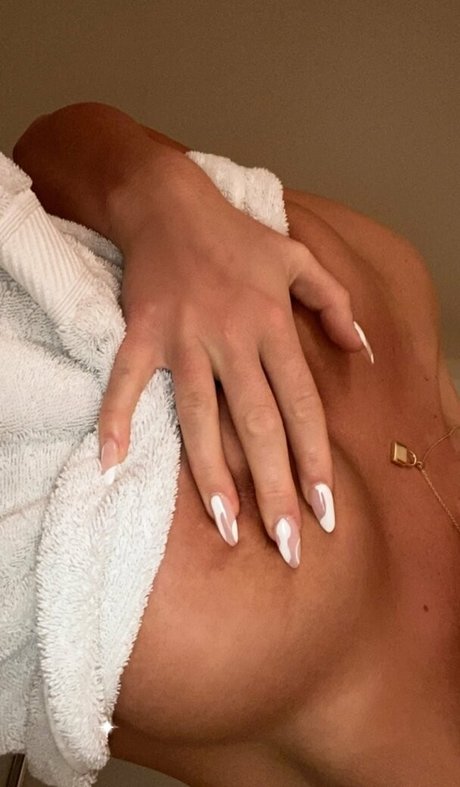 lilianakyle sexy star photos