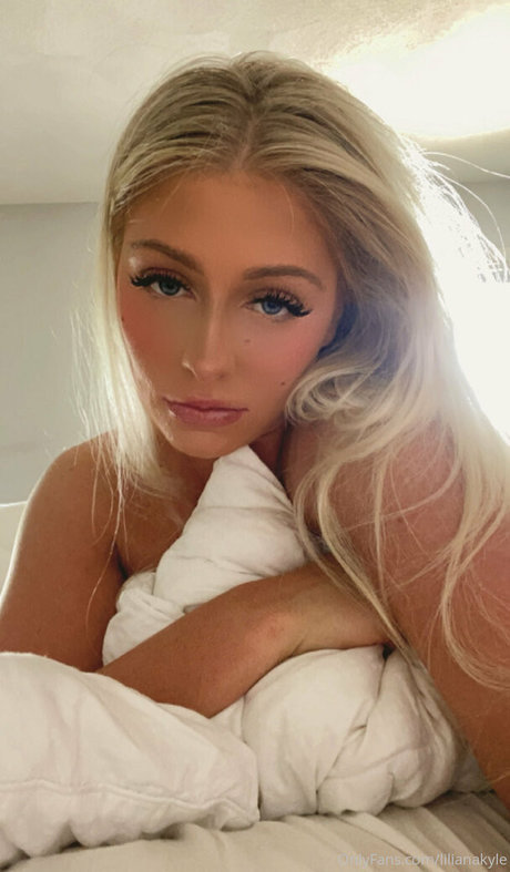 lilianakyle star beautiful photo