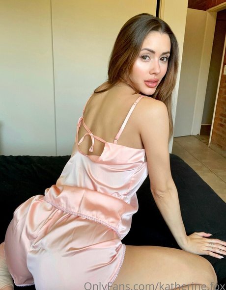 Katherine fox naked pornstar pic