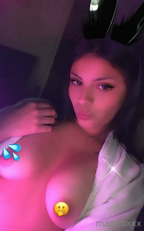 redfoxy me pornstar naked photo