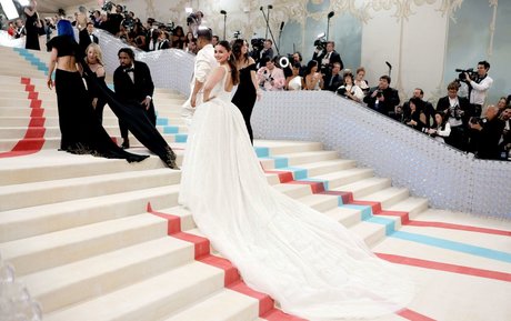 Alia Bhatt model high quality photos