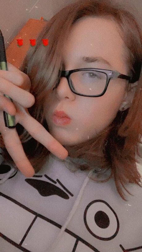 Zee R_ pornstar pretty pics