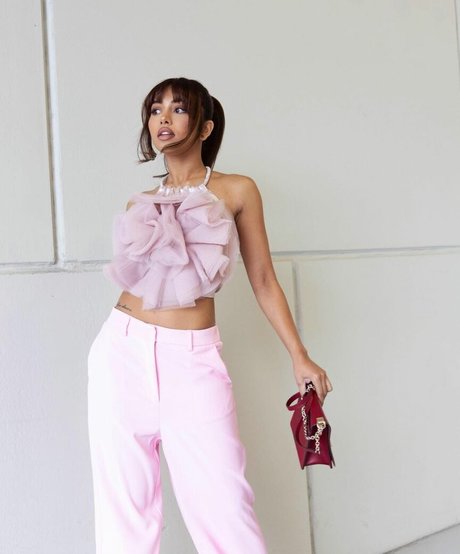 Maria Thattil sex star picture