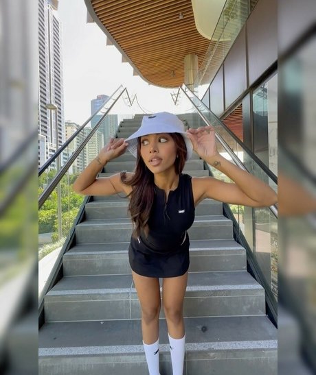 Maria Thattil free actress pictures