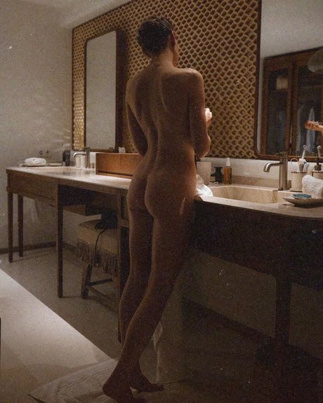 Niki Anson star nudes photos