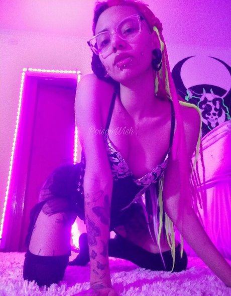 poisonwish model free image