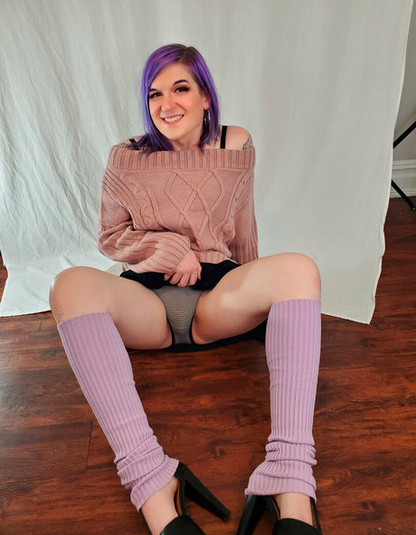 tskaelamoon nudes star image