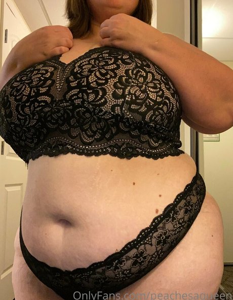 peachesaqueen art pornstar pics