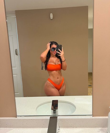 Danielle P model top gallery