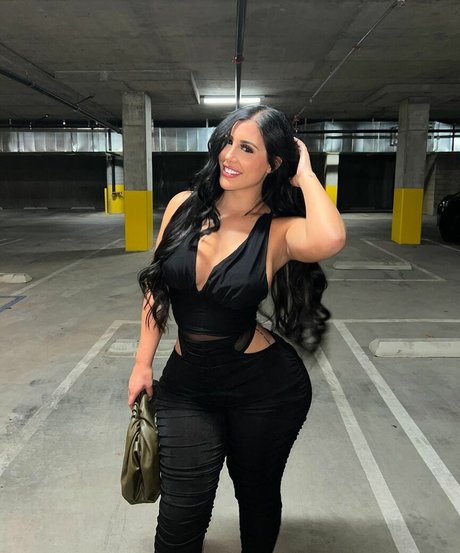 Danielle P model best photo