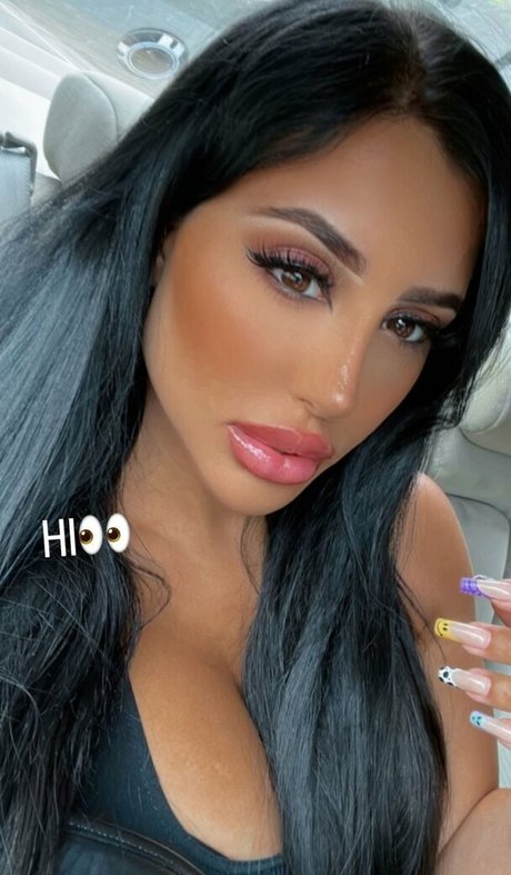 Danielle P sexy pornstar pictures