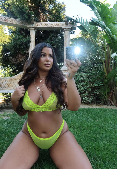 brimartinez star naked galleries