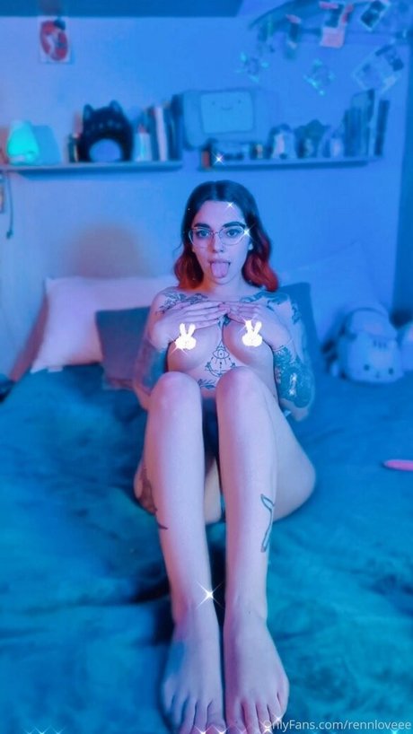 rennloveee pretty pornstar galleries