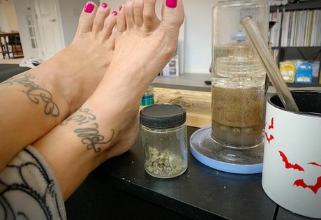 Shelly Martinez free star photos