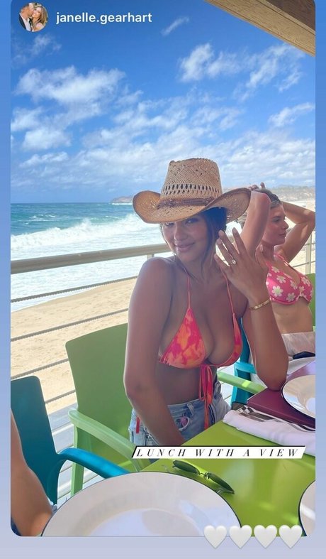 Christen Harper adult model gallery